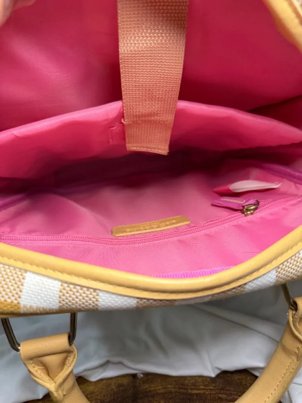 Liz Claiborne Gingham Laptop Tote
